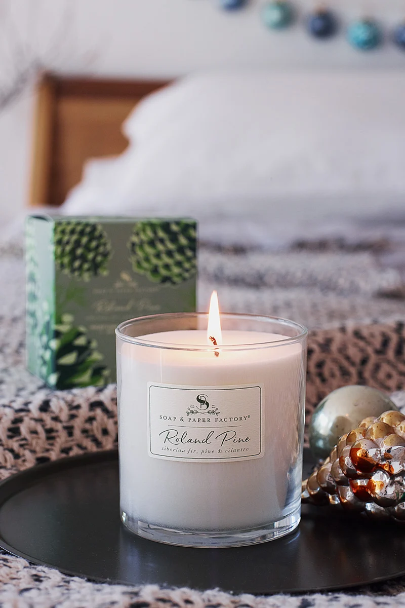 Roland Pine Soy Candle 9.5 oz - Image 3