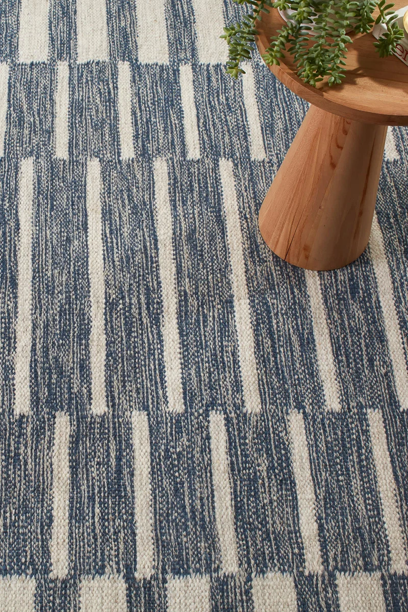 Dash & Albert Heights Handwoven Wool Rug 2'x3' Denim