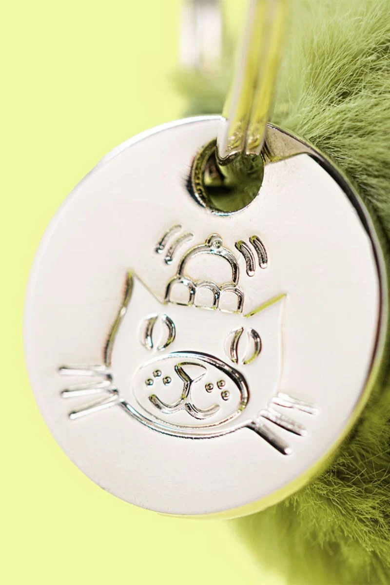 Jellycat Amuseables Pickle Bag Charm - Image 2