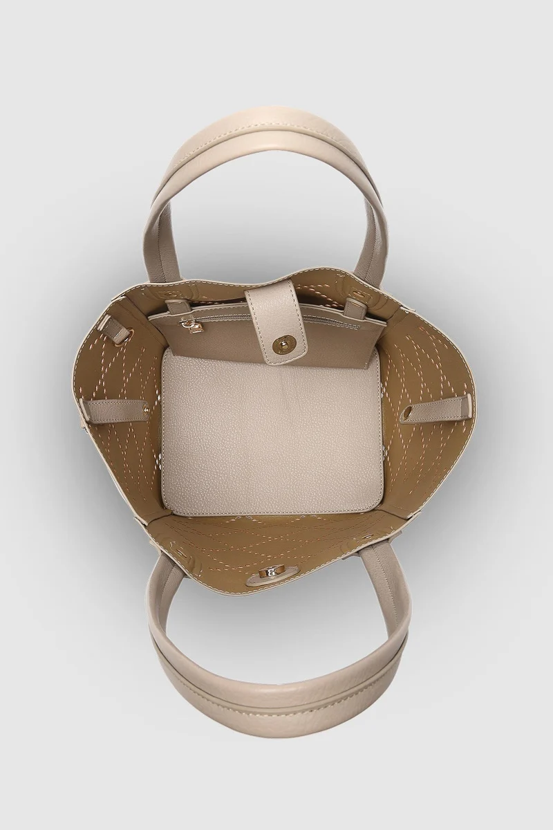 Louenhide Baby Bermuda Tone-On Tote Bag Putty - Image 3