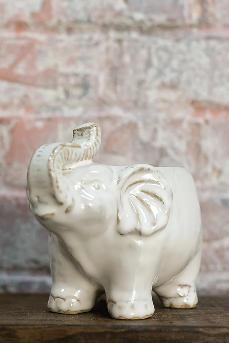 Elephant Pot 7"x4"x5.25" White