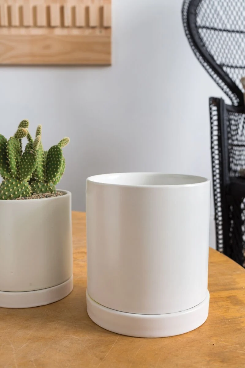 Romey Pot with Saucer 7"x 7" White