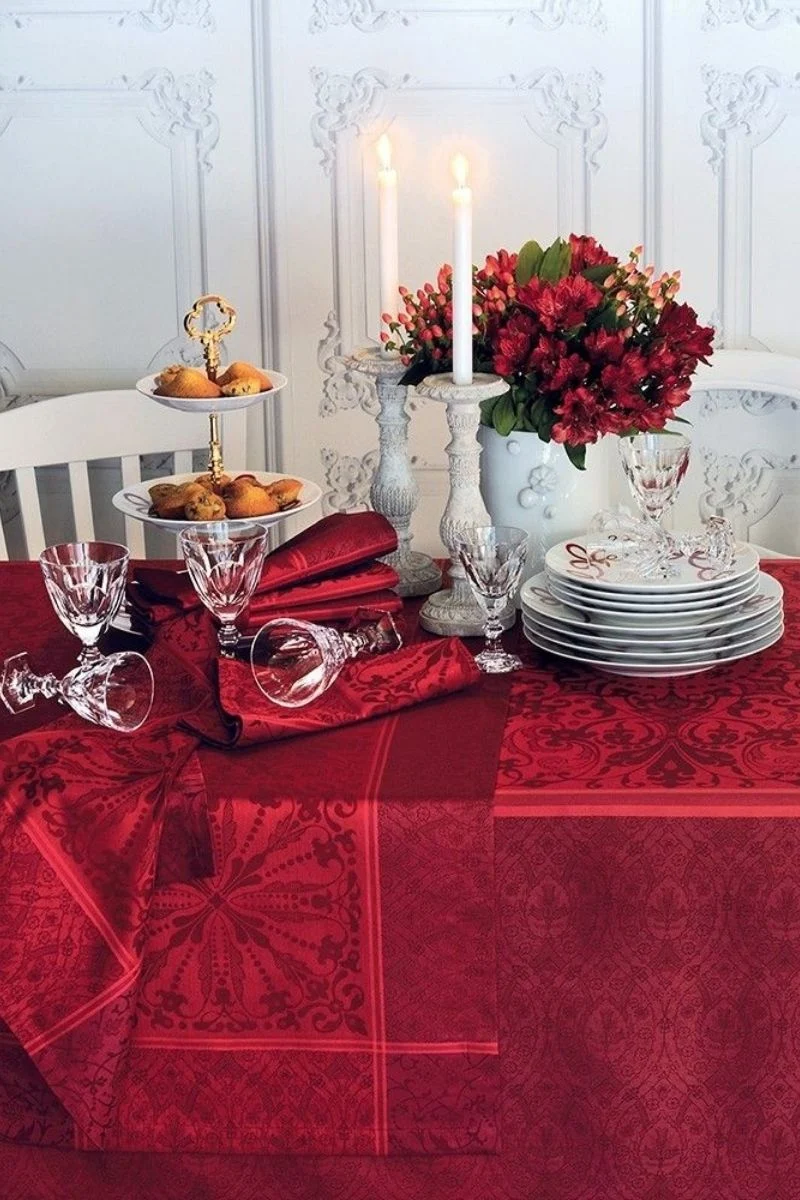 Garnier-Thiebaut Cassandre Table Runner 20"x58" Grenat