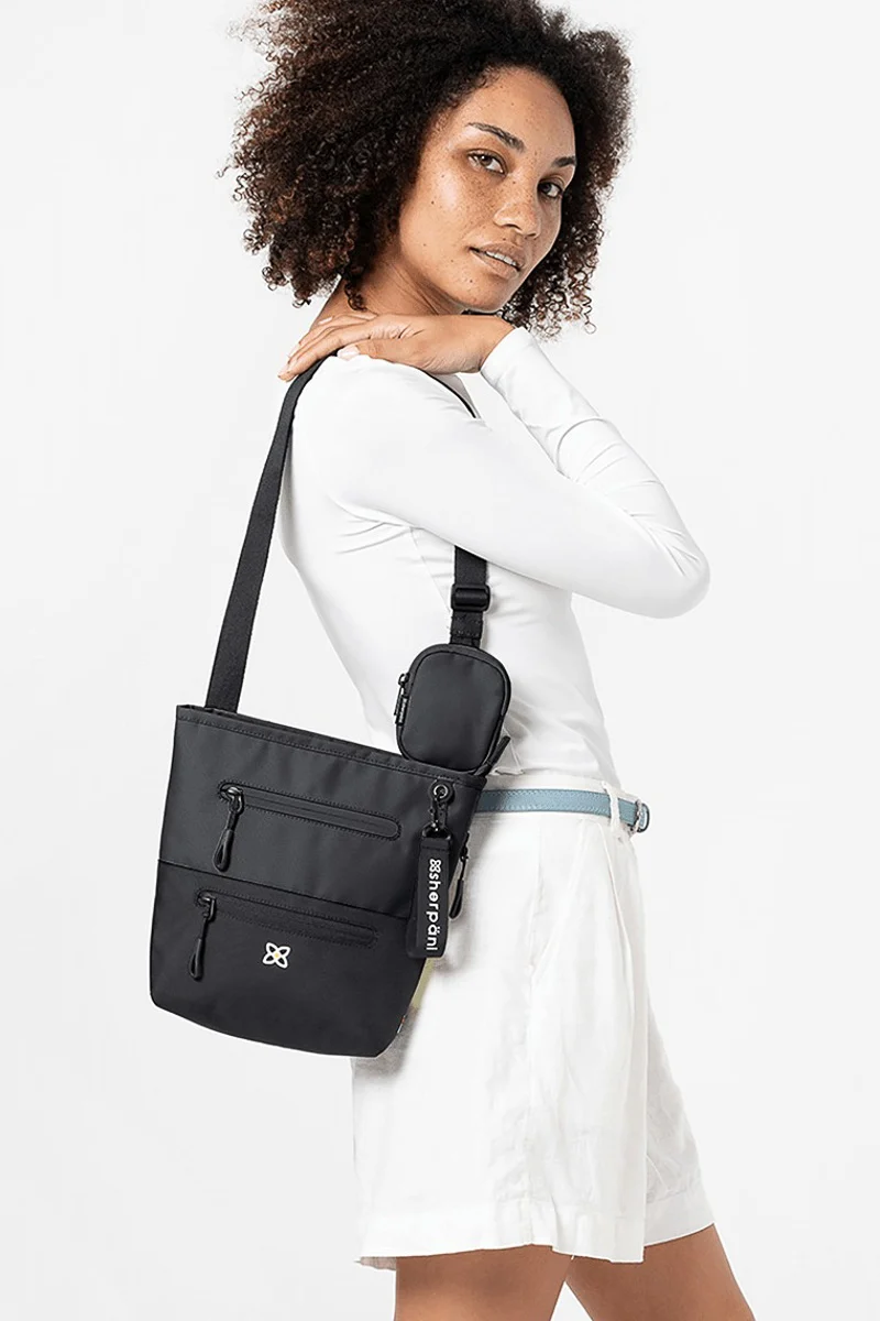 Sherpani Sadie Crossbody Bag Raven