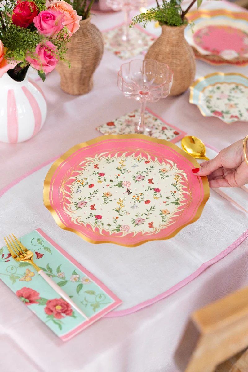 Sophistiplate Rococo Wavy Dinner Plates
