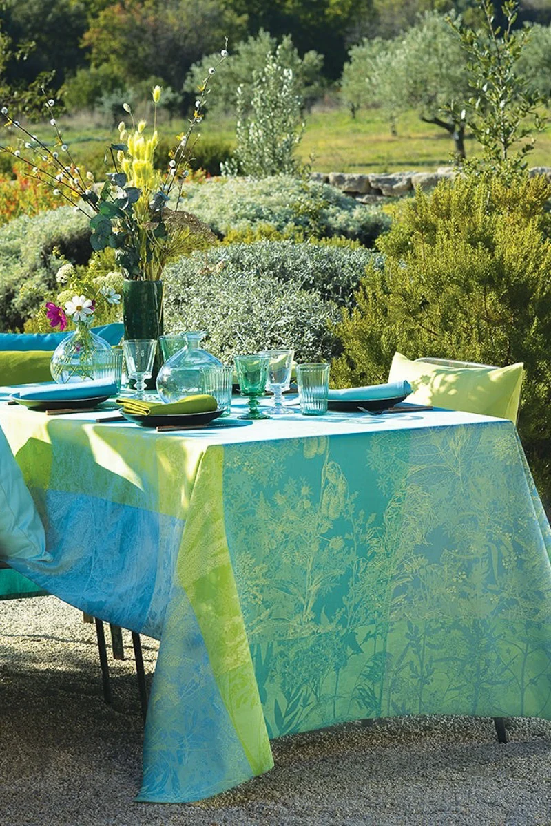 Garnier-Thiebaut Esprit Jardin Tablecloth 61"x89" Prairie