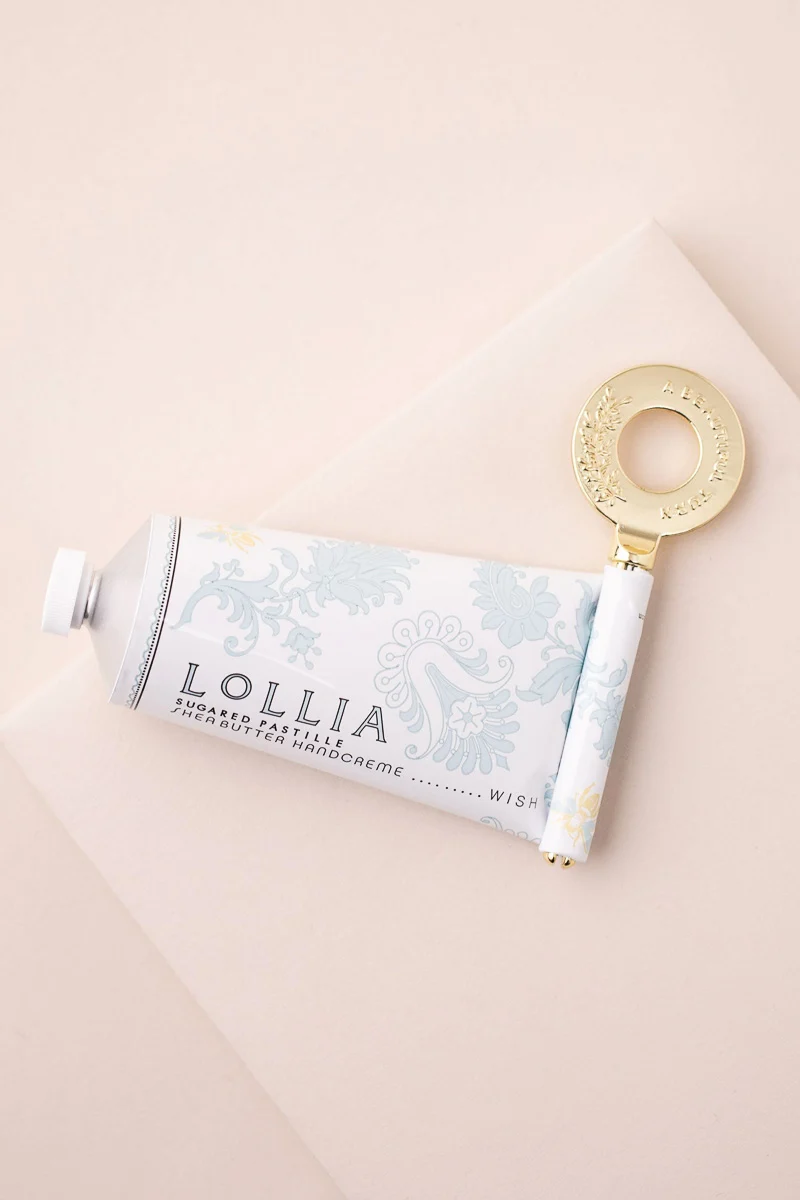 "Wuthering Heights" x Lollia Wish Shea Butter Handcreme & Key - Image 2